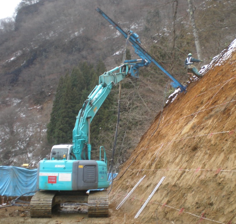 法面穿孔機　空圧アタッチドリル　YD-135BRAD　ヤマモトロックマシン