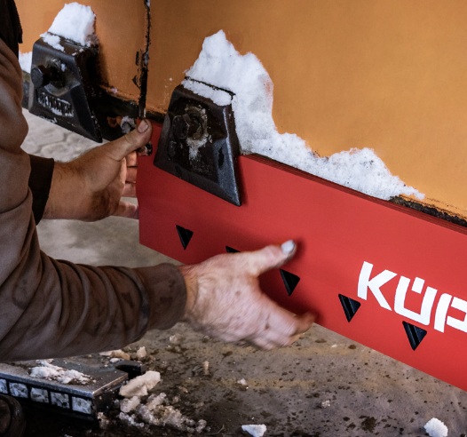 スノーブレードカッティングエッジ　Tuca SX Wave