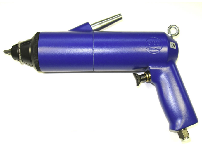 スパイクタイヤ加工用工具　スタッドガン＆スパイクピン販売